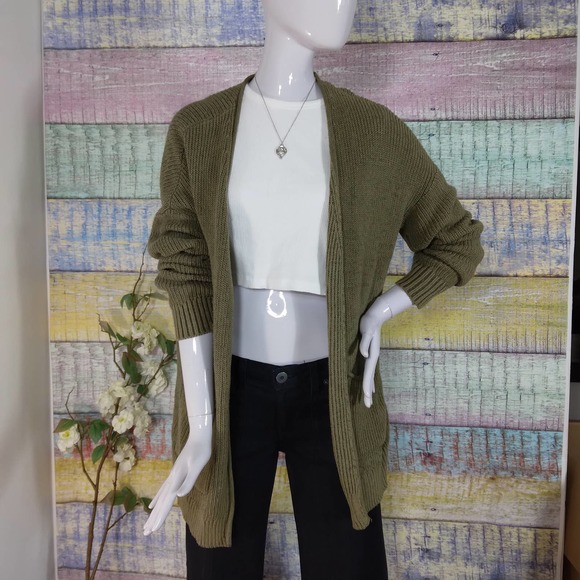 Universal Thread Sweaters - Oversized open cardigan by Universal Thread olive green knit size medium
